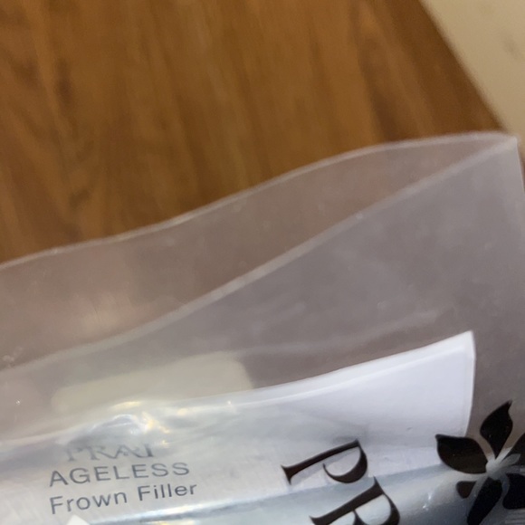 ⚪️💎⚪️ • Prai x Frown Filler •💎⚪️💎 - Picture 3 of 4